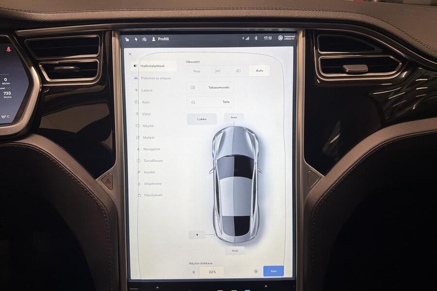 Tesla Model S vaihtoauto