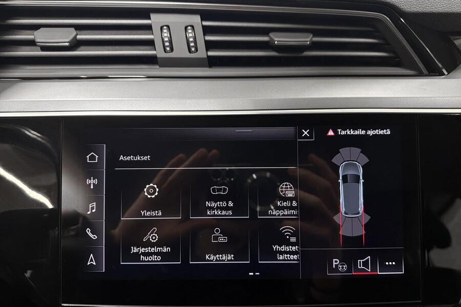 Audi e-tron vaihtoauto