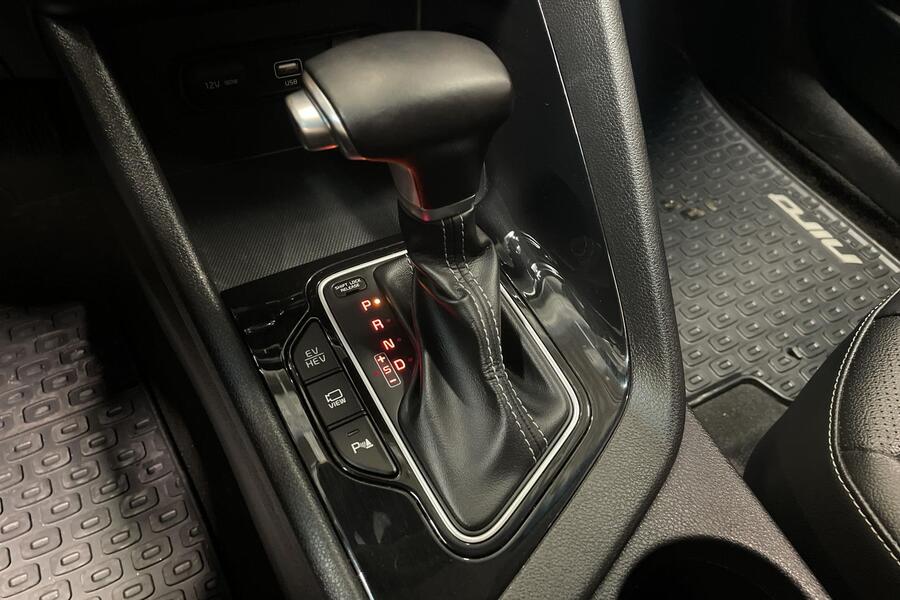 Kia Niro plug-in vaihtoauto