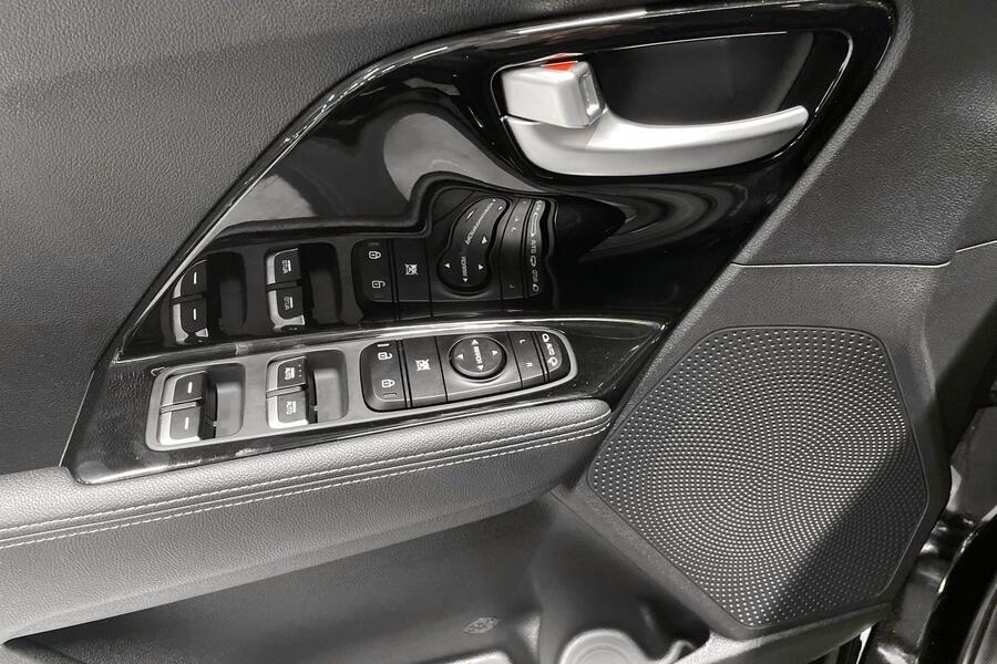 Kia Niro plug-in vaihtoauto