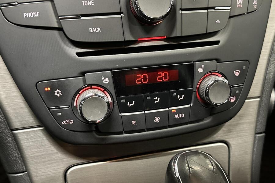 Opel Insignia vaihtoauto