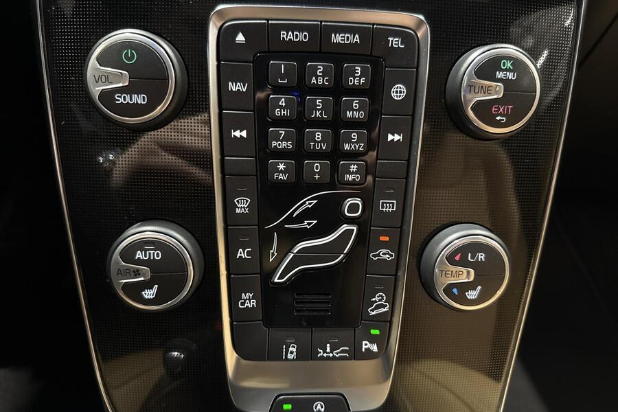 Volvo V40 Cross Country vaihtoauto