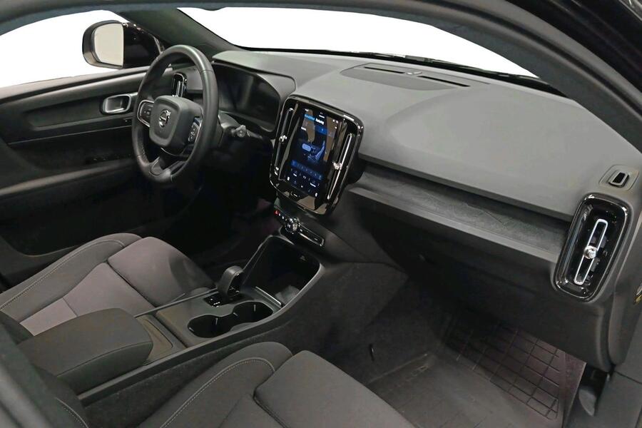 Volvo EX40 vaihtoauto