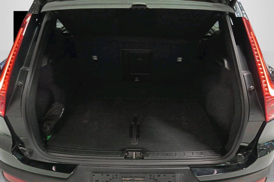 Volvo EX40 vaihtoauto