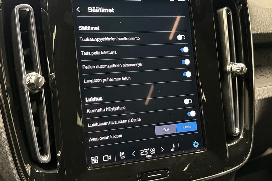 Volvo C40 vaihtoauto