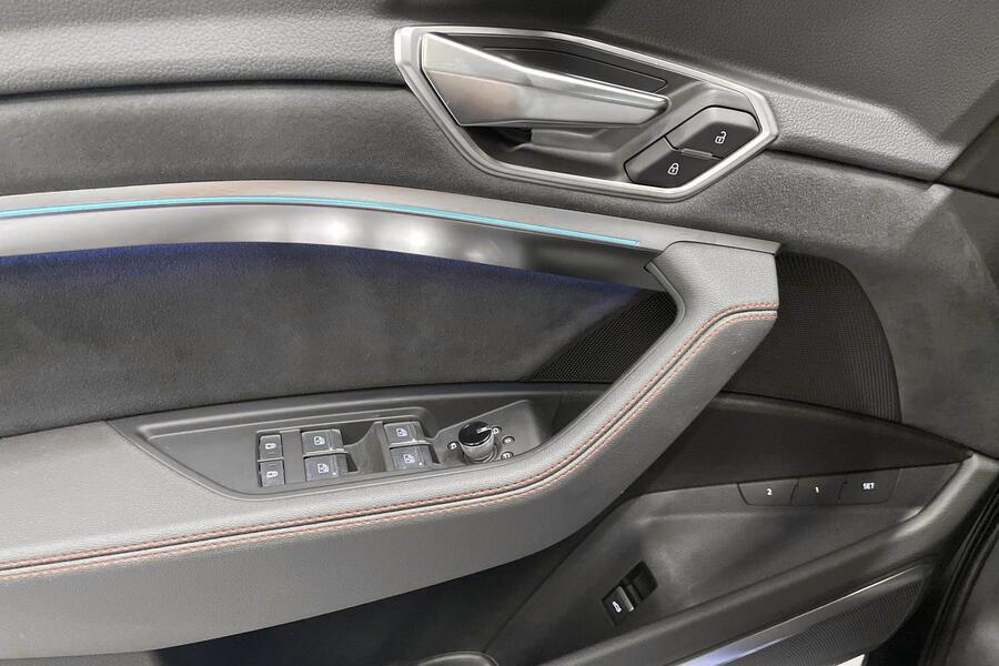 Audi Q8 e-tron vaihtoauto