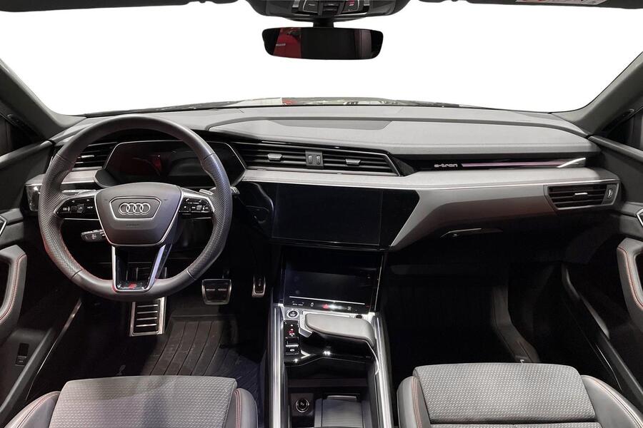 Audi Q8 e-tron vaihtoauto