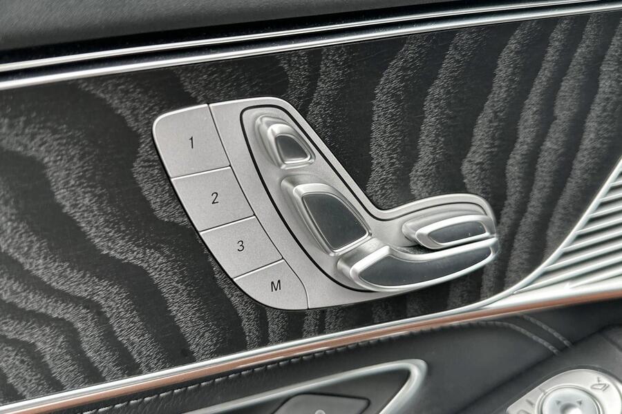 Mercedes-Benz EQC vaihtoauto