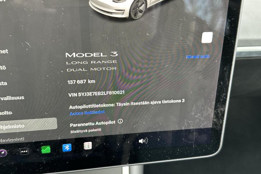 Tesla Model 3 vaihtoauto