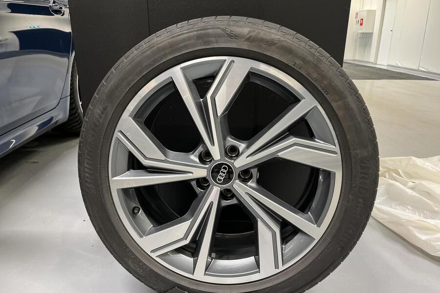 Audi Q4 e-tron vaihtoauto