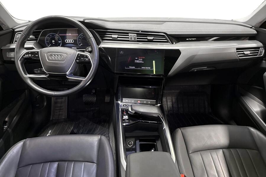 Audi e-tron vaihtoauto