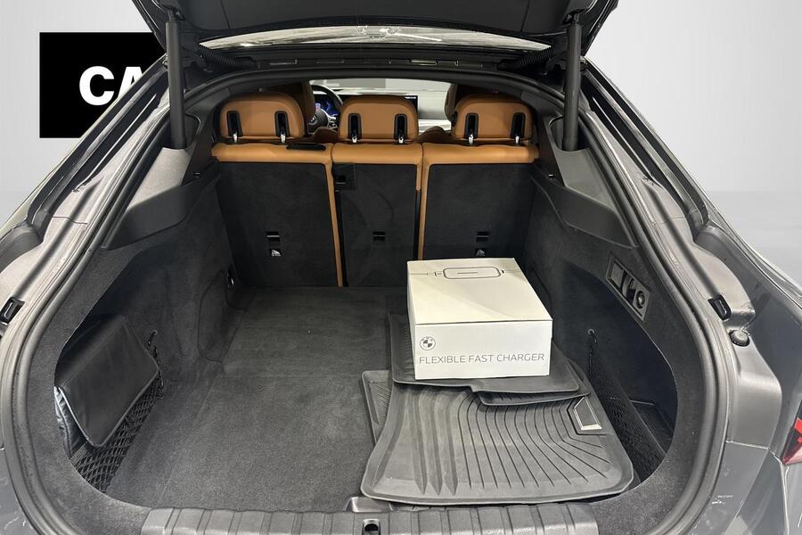 BMW i4 M50 vaihtoauto