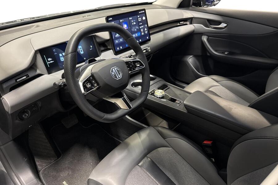 MG MGS5 EV vaihtoauto