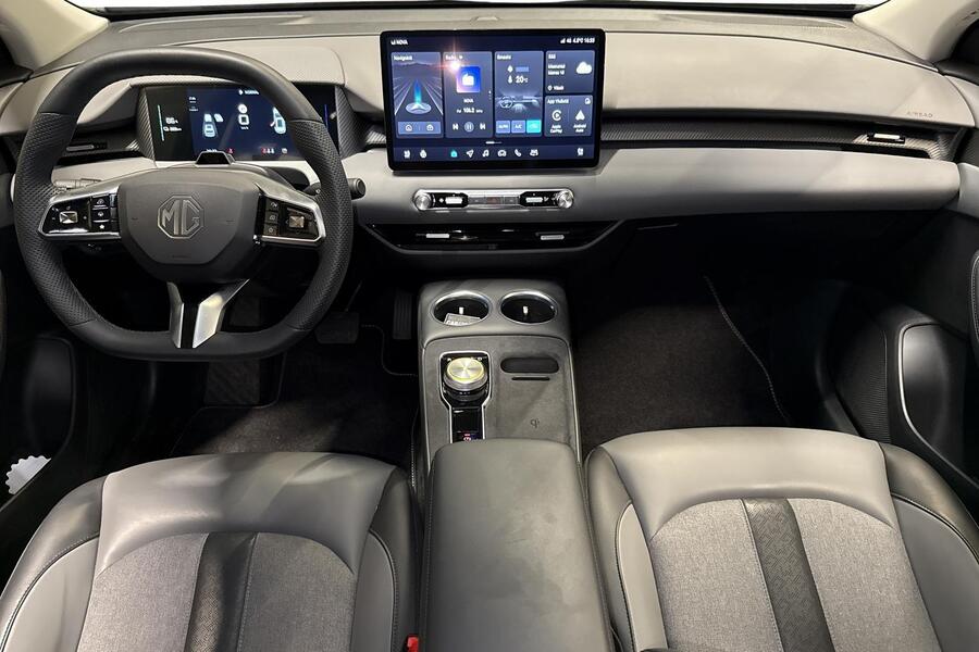 MG MGS5 EV vaihtoauto