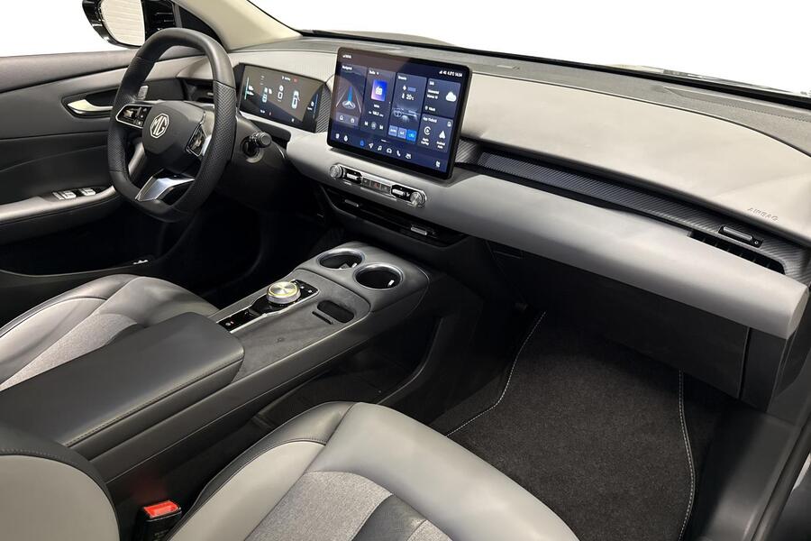 MG MGS5 EV vaihtoauto