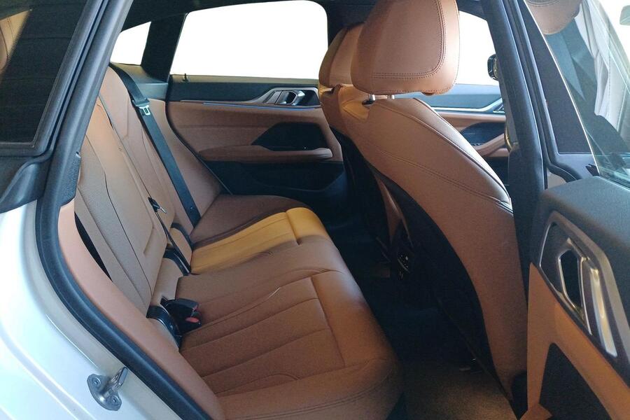 BMW i4 M50 vaihtoauto