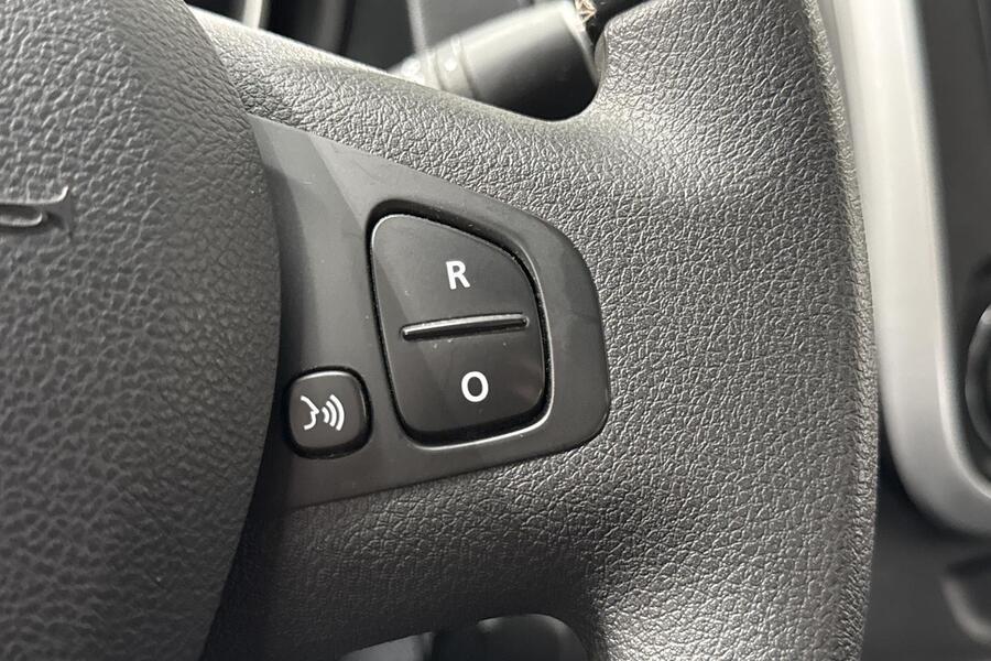 Nissan NV300 vaihtoauto