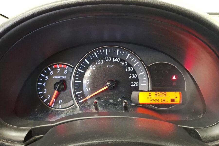 Nissan Micra vaihtoauto
