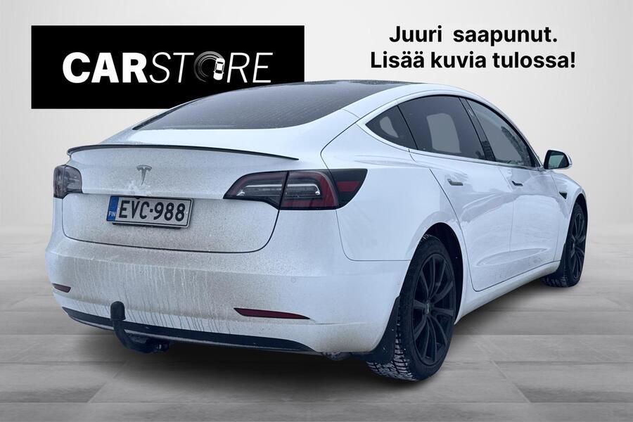 Tesla Model 3 vaihtoauto