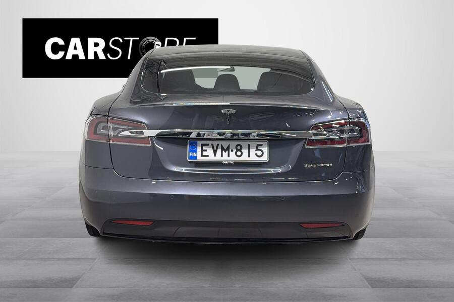 Tesla Model S vaihtoauto