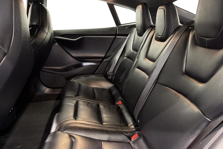 Tesla Model S vaihtoauto