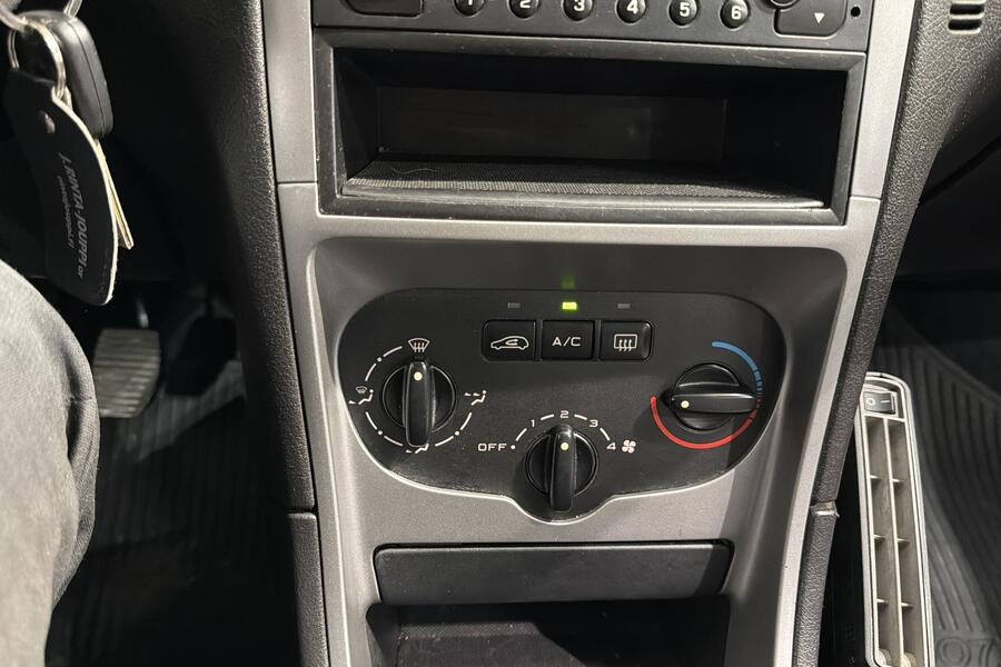 Peugeot 307 vaihtoauto