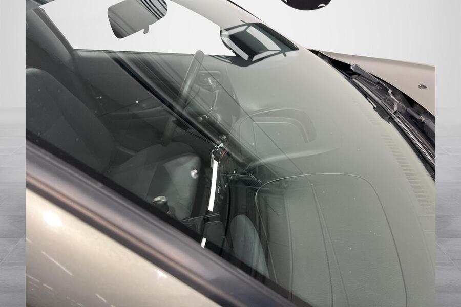 Nissan Almera vaihtoauto