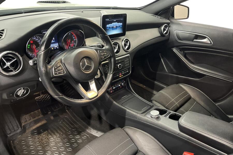 Mercedes-Benz GLA vaihtoauto