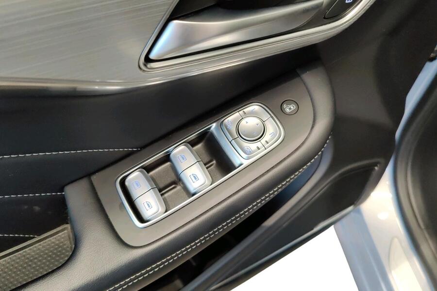 MG Marvel R vaihtoauto