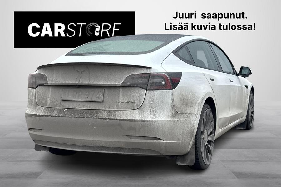 Tesla Model 3 vaihtoauto