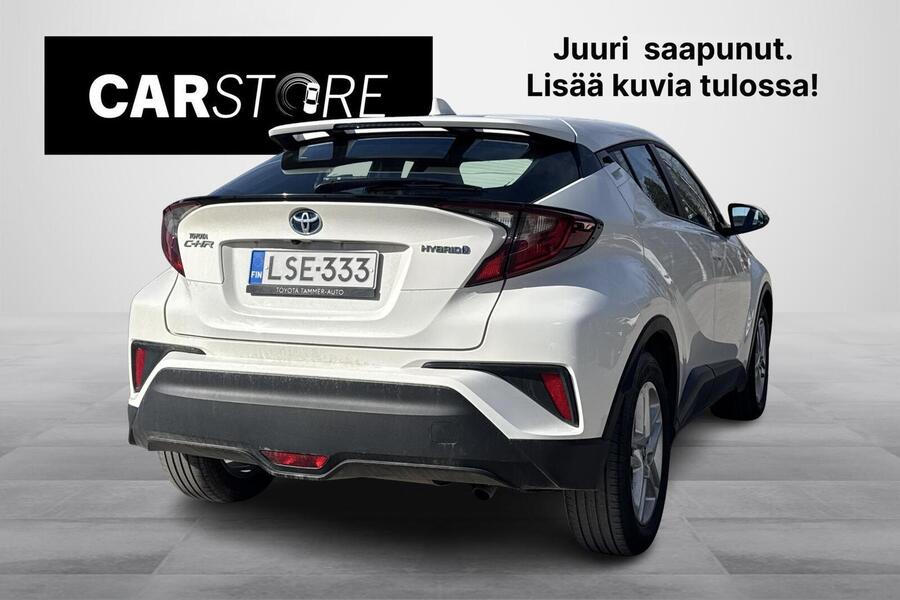 Toyota C-HR vaihtoauto