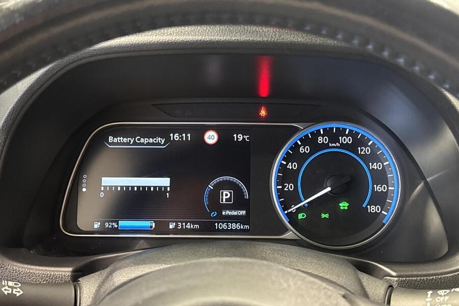 Nissan Leaf vaihtoauto