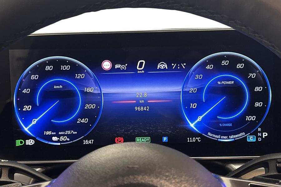 Mercedes-Benz EQE vaihtoauto