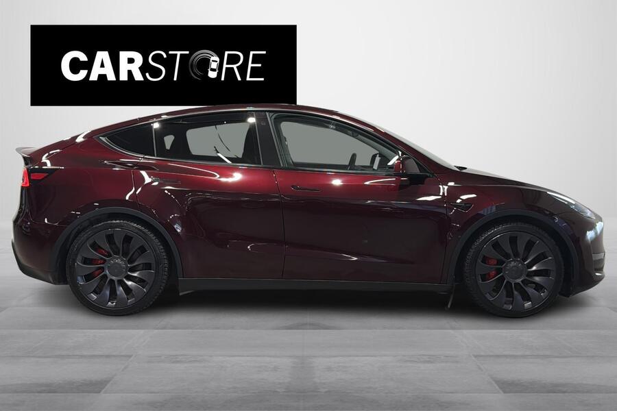 Tesla Model Y vaihtoauto