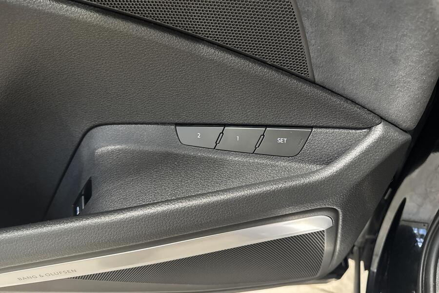 Audi Q8 e-tron vaihtoauto