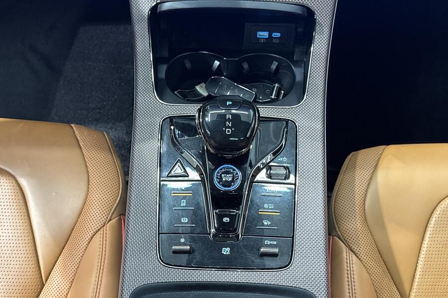 BYD Han vaihtoauto