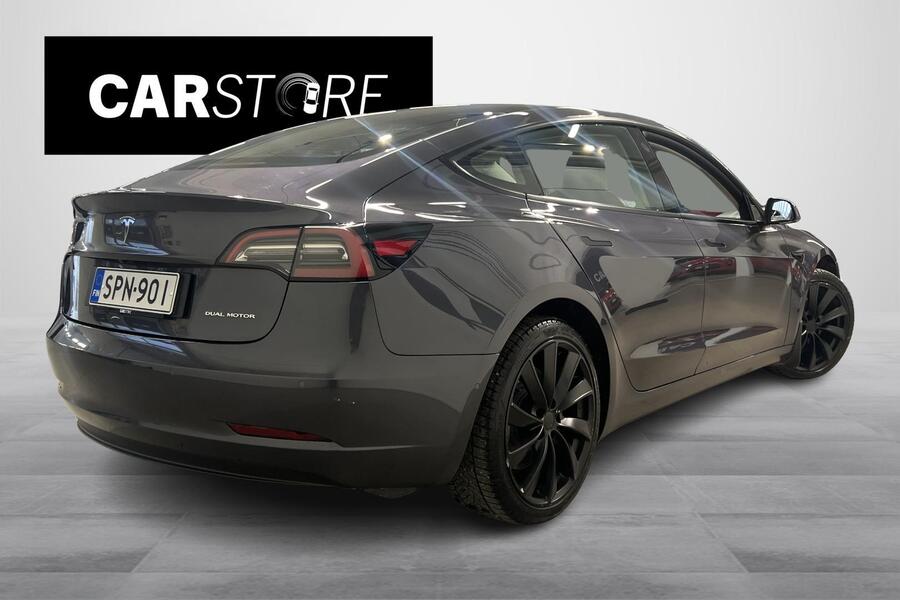 Tesla Model 3 vaihtoauto