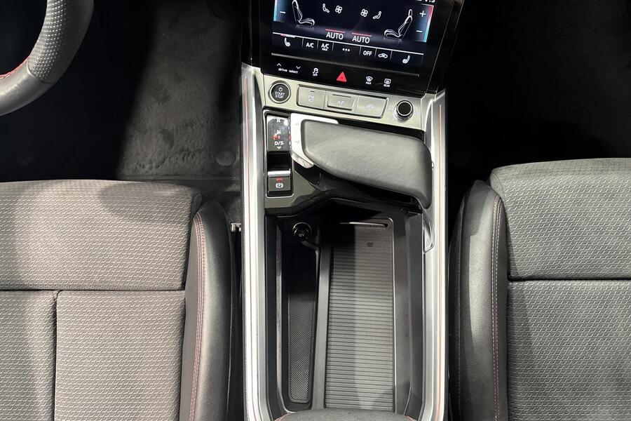 Audi Q8 e-tron vaihtoauto