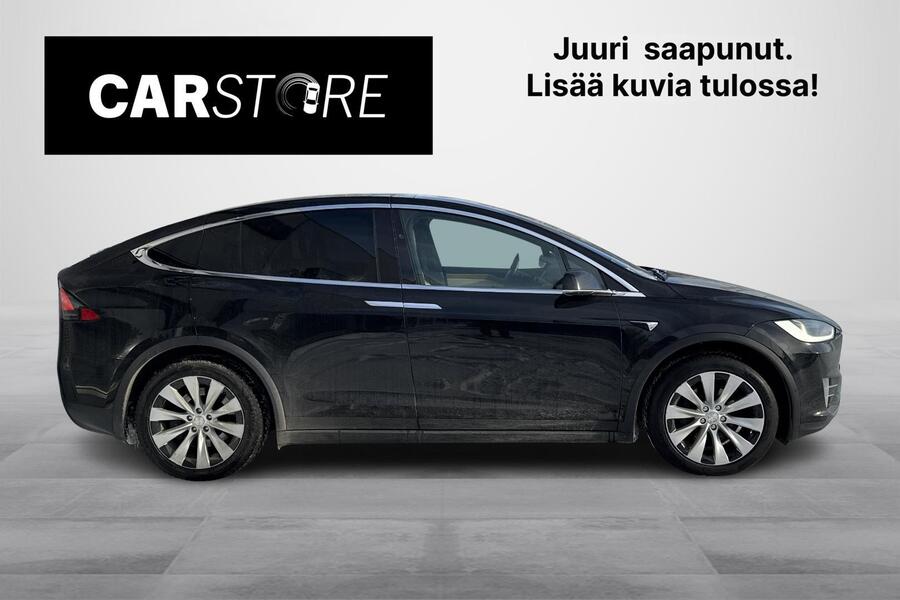 Tesla Model X vaihtoauto