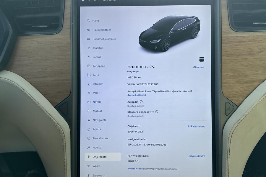 Tesla Model X vaihtoauto