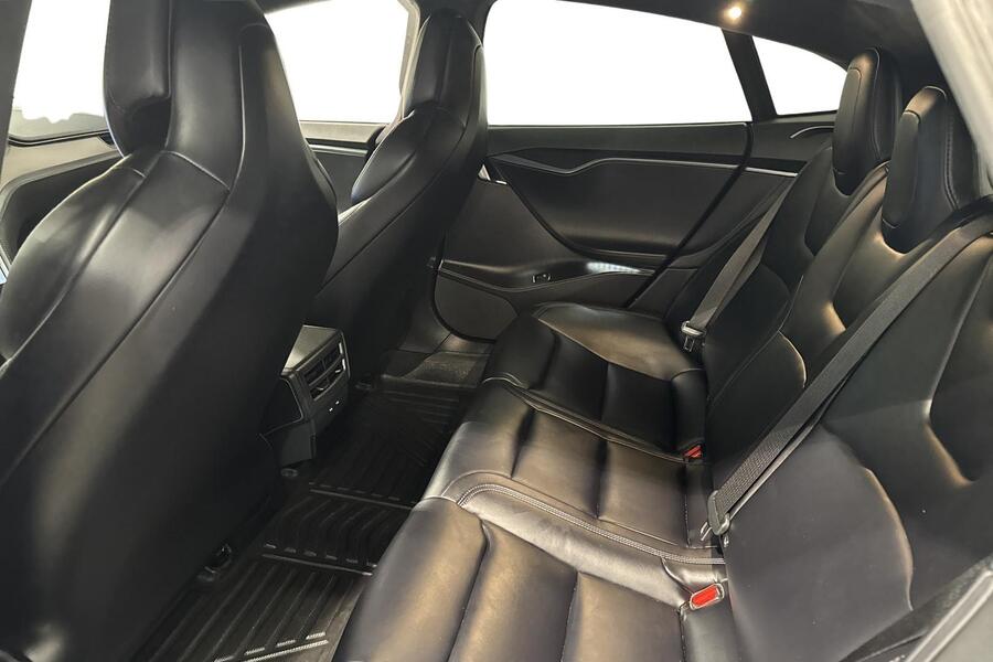 Tesla Model S vaihtoauto