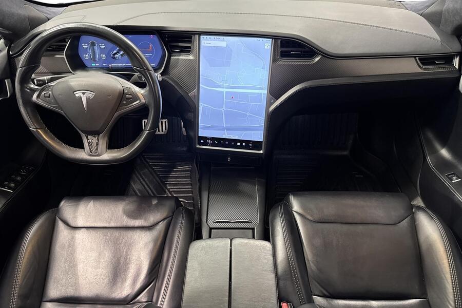 Tesla Model S vaihtoauto