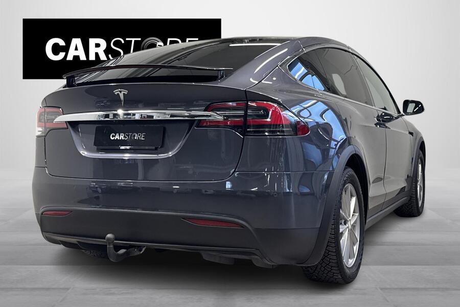 Tesla Model X vaihtoauto