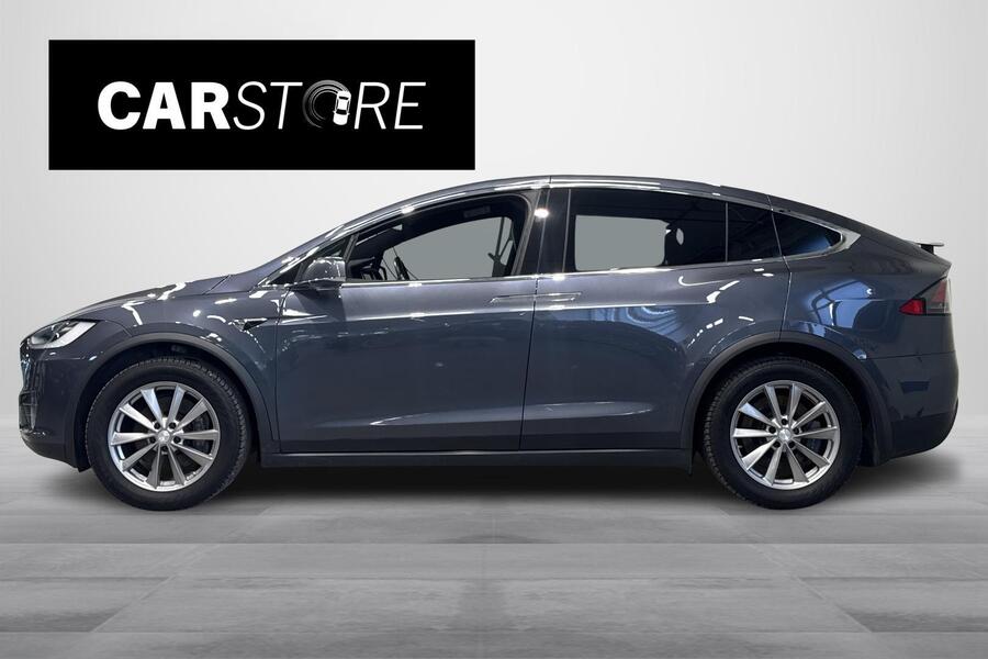 Tesla Model X vaihtoauto