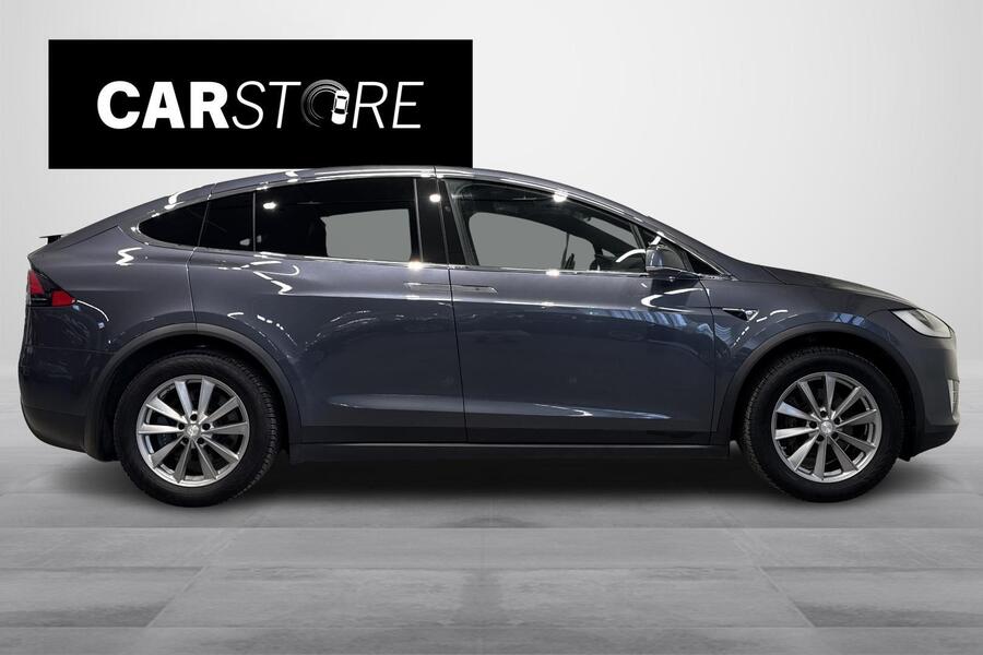 Tesla Model X vaihtoauto
