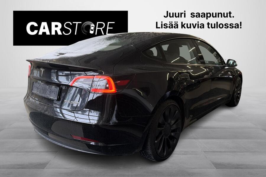 Tesla Model 3 vaihtoauto