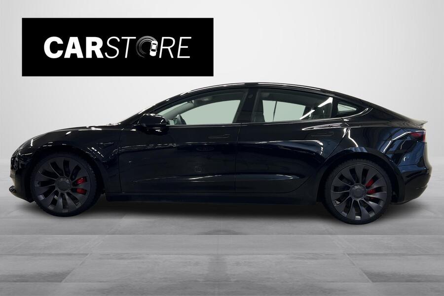 Tesla Model 3 vaihtoauto