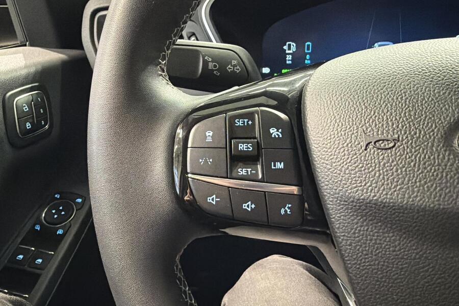 Ford Kuga vaihtoauto