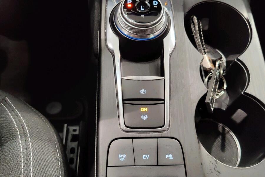 Ford Kuga vaihtoauto