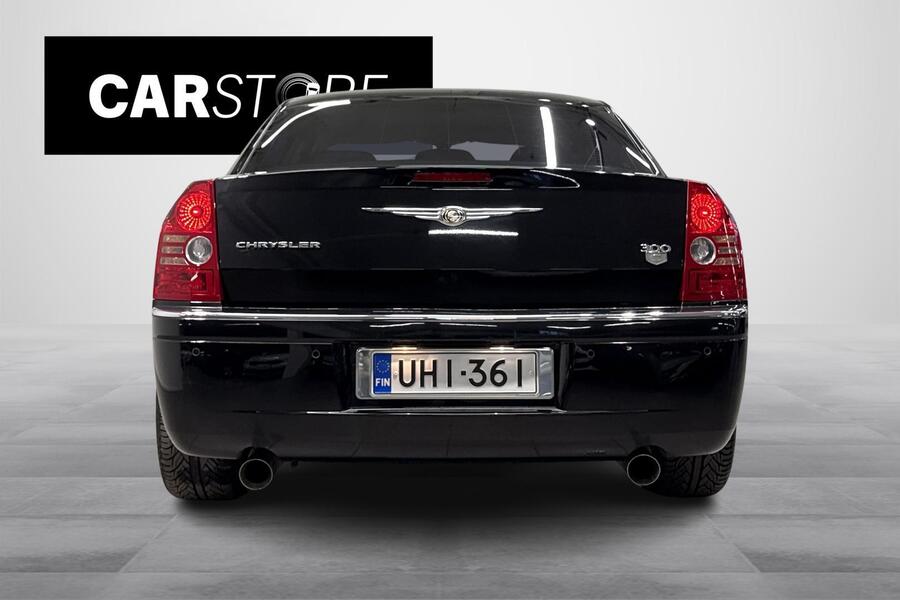 Chrysler 300C vaihtoauto